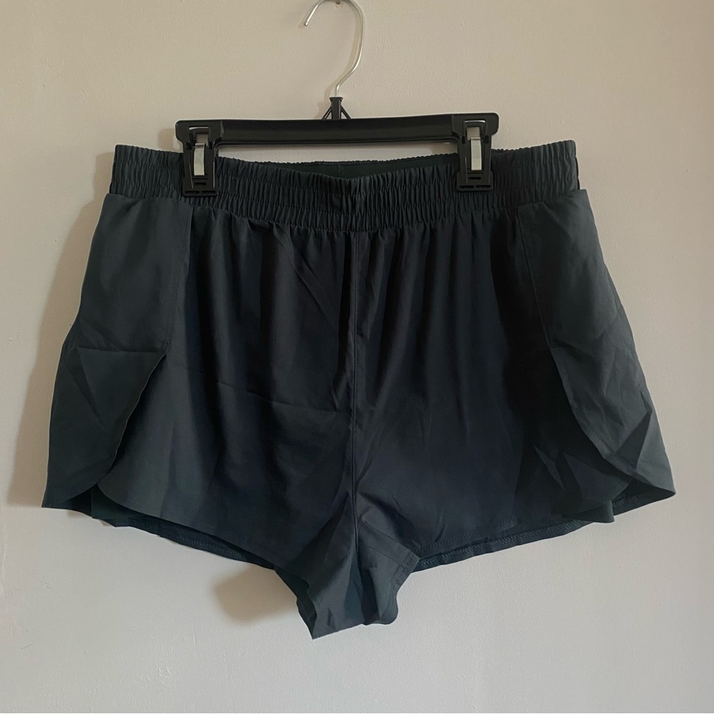 Girlfriend Collective Moss Hiking Shorts Hit The Trail